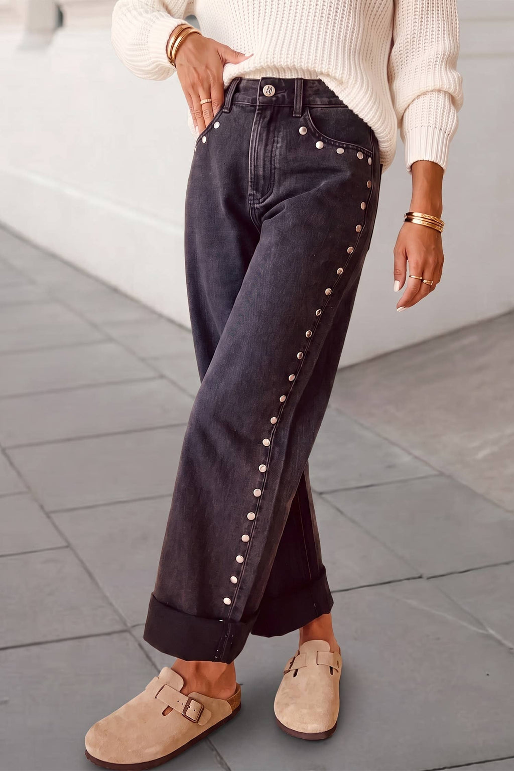 Solid Studded Detail Straight Leg Loose Jeans