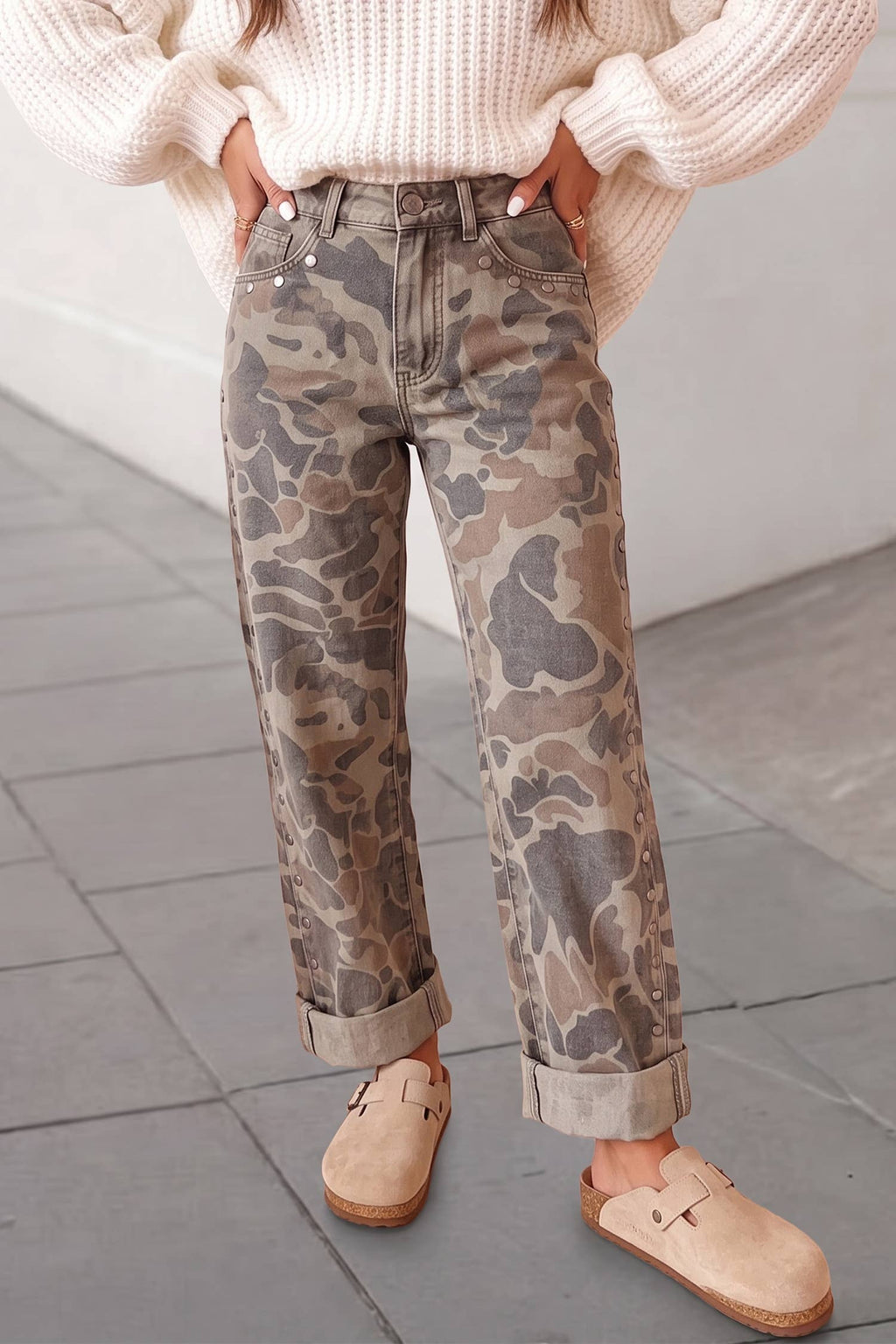 Camo Print Studded Straight Loose Jeans